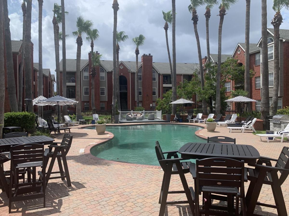 Spacious 2Br&2Ba Med Center Apt, Free Parking&Shuttle Houston Eksteriør billede